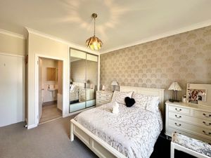 Photo 11- click for photo gallery